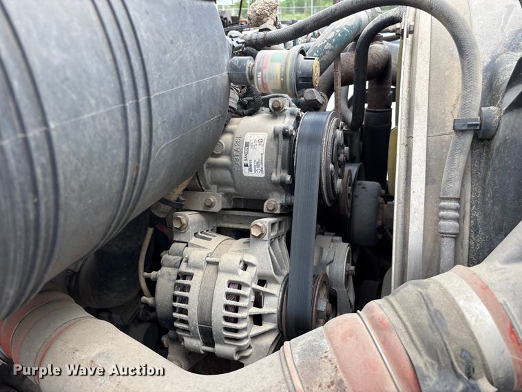 image for item FG0244 2007 International 4300 utility / service truck