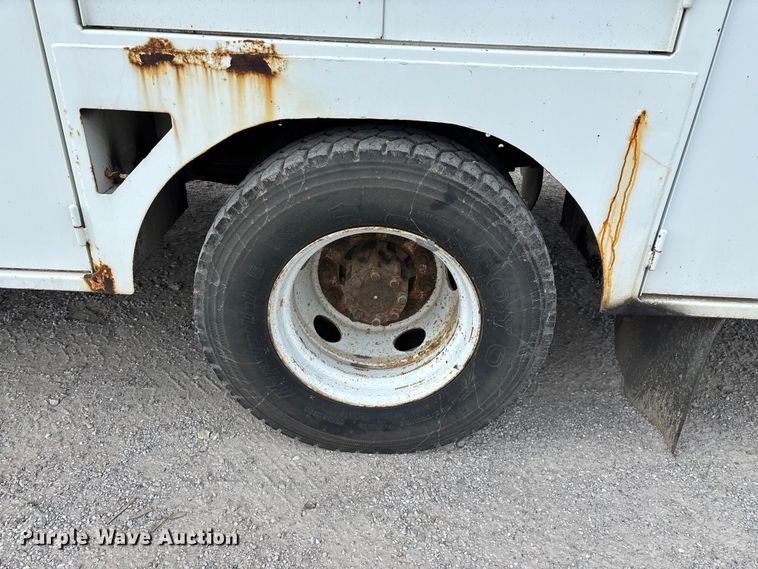 image for item FG0244 2007 International 4300 utility / service truck