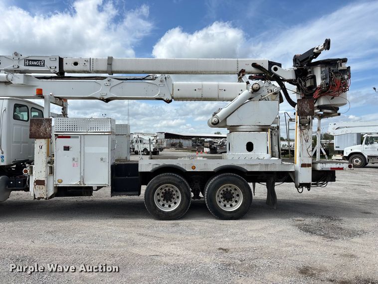 image for item FG0245 2004 Sterling L8500 Series bucket truck