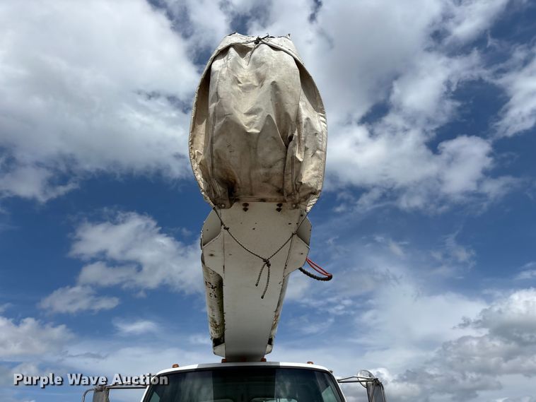 image for item FG0245 2004 Sterling L8500 Series bucket truck