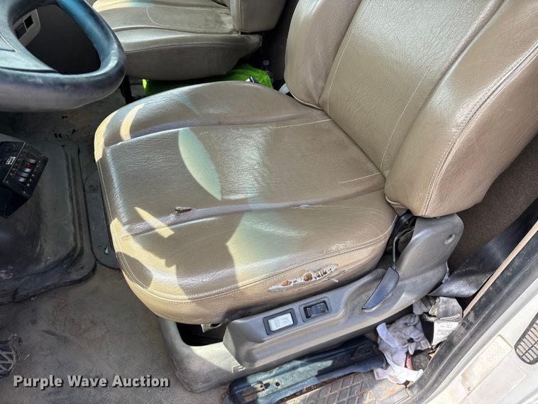 image for item FG0245 2004 Sterling L8500 Series bucket truck