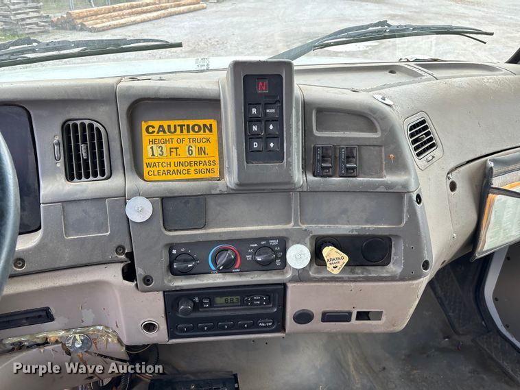 image for item FG0245 2004 Sterling L8500 Series bucket truck