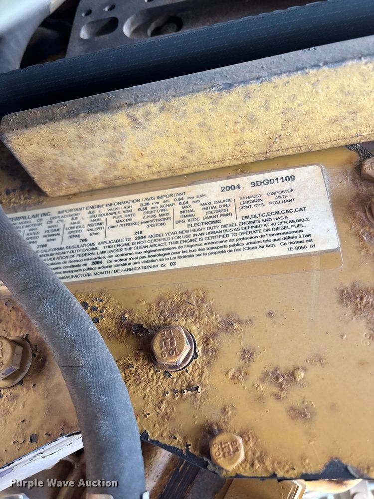 image for item FG0245 2004 Sterling L8500 Series bucket truck