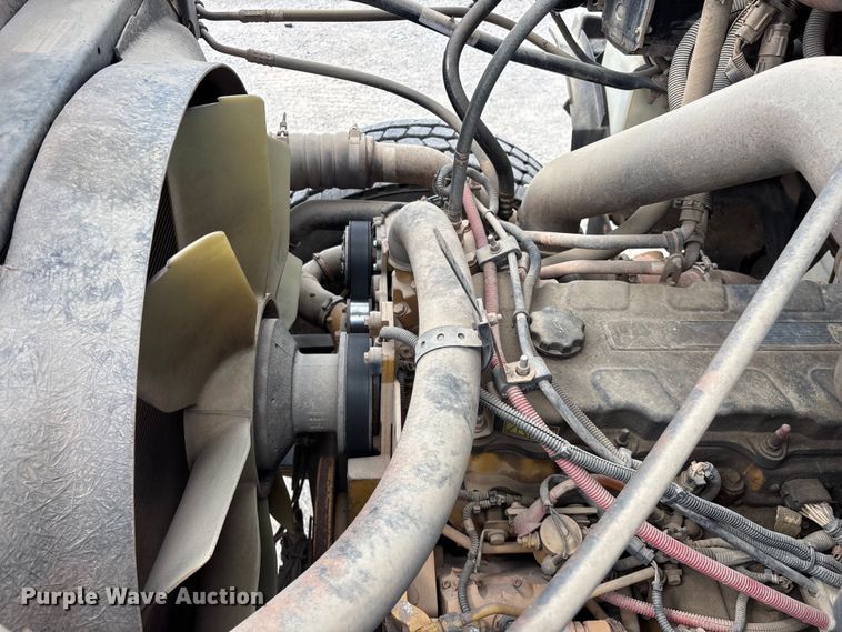 image for item FG0245 2004 Sterling L8500 Series bucket truck