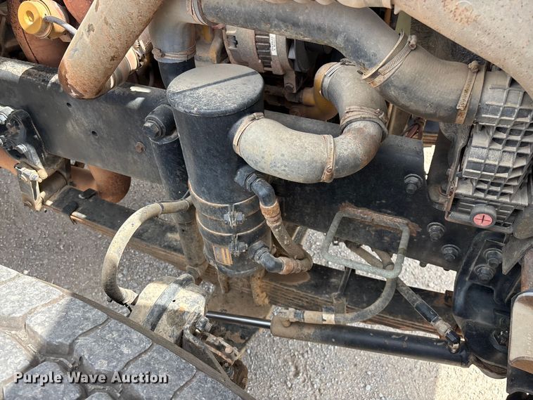 image for item FG0245 2004 Sterling L8500 Series bucket truck