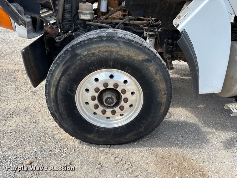 image for item FG0245 2004 Sterling L8500 Series bucket truck