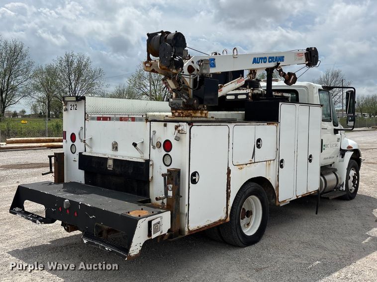 image for item FG0246 2007 International 4100 utility / service truck