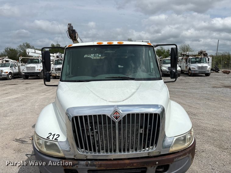 image for item FG0246 2007 International 4100 utility / service truck