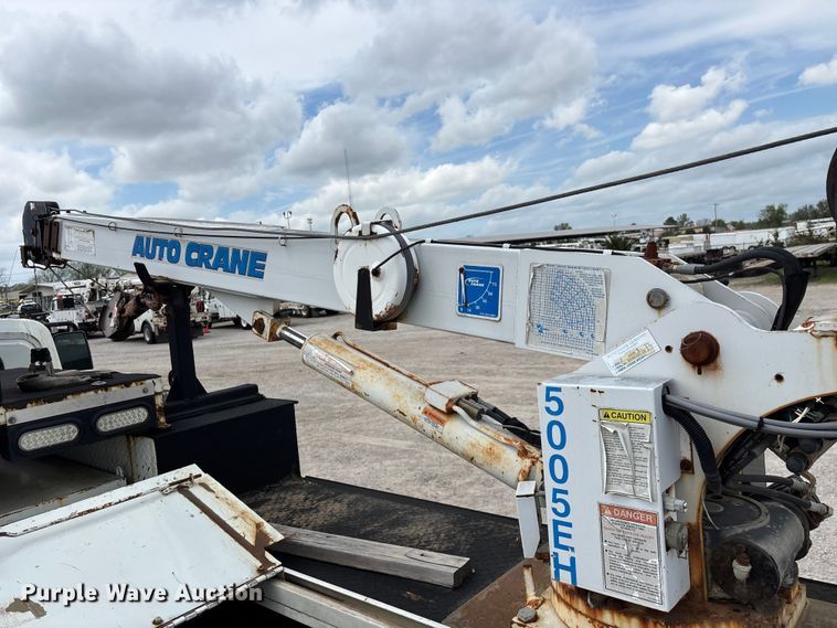 image for item FG0246 2007 International 4100 utility / service truck