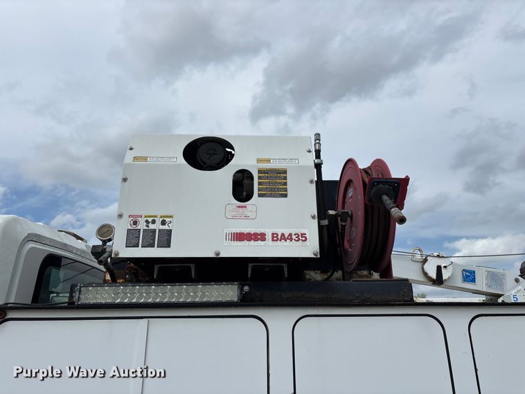 image for item FG0246 2007 International 4100 utility / service truck