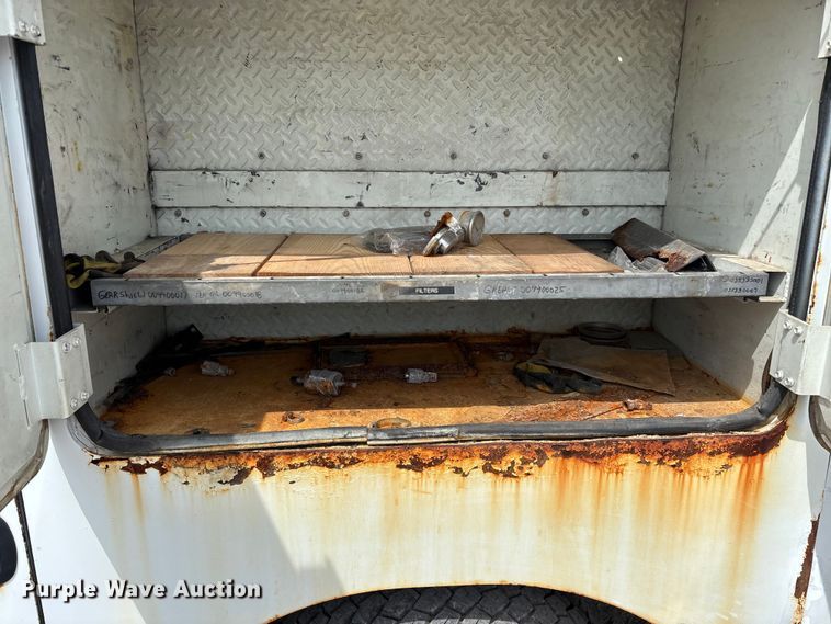 image for item FG0246 2007 International 4100 utility / service truck