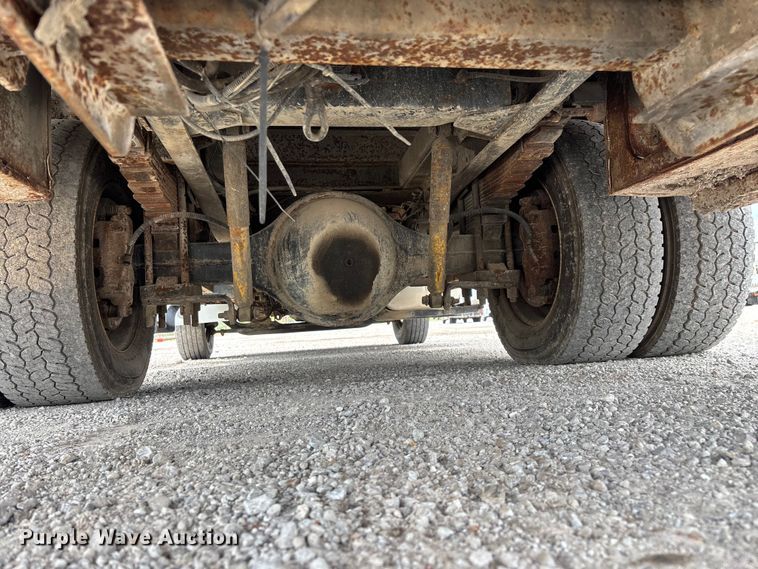 image for item FG0246 2007 International 4100 utility / service truck