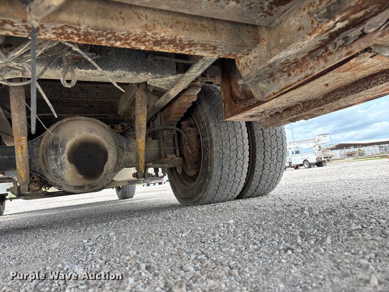 image for item FG0246 2007 International 4100 utility / service truck