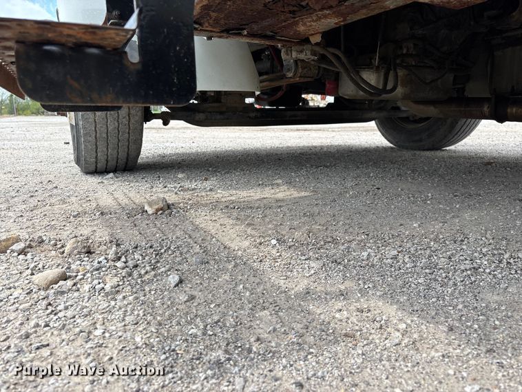 image for item FG0246 2007 International 4100 utility / service truck