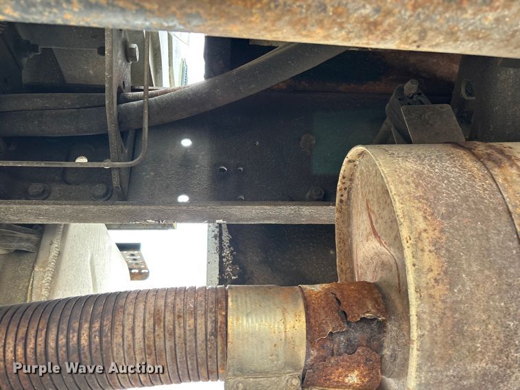 image for item FG0246 2007 International 4100 utility / service truck