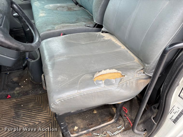 image for item FG0246 2007 International 4100 utility / service truck