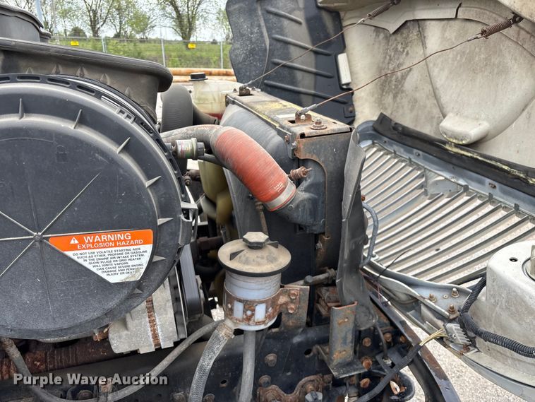 image for item FG0246 2007 International 4100 utility / service truck