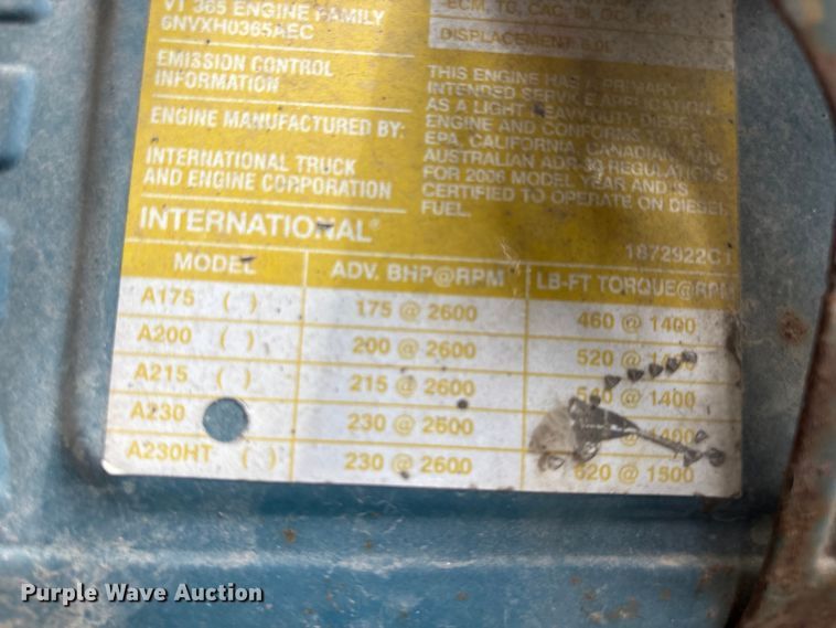 image for item FG0246 2007 International 4100 utility / service truck