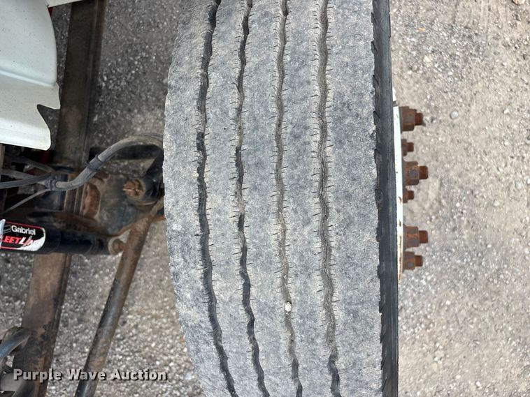 image for item FG0246 2007 International 4100 utility / service truck