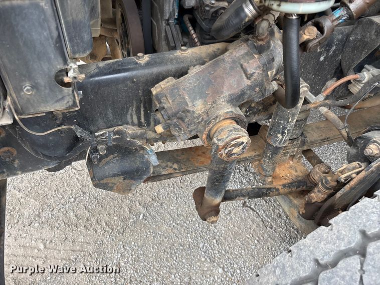 image for item FG0247 2003 International 7400 digger derrick truck