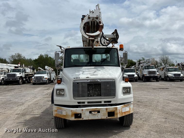 image for item FG0248 2002 Freightliner FL80 digger derrick truck