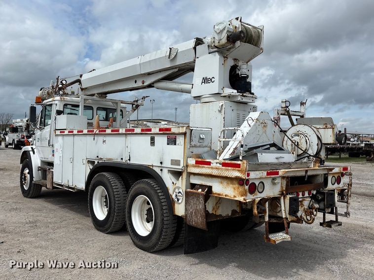 image for item FG0248 2002 Freightliner FL80 digger derrick truck