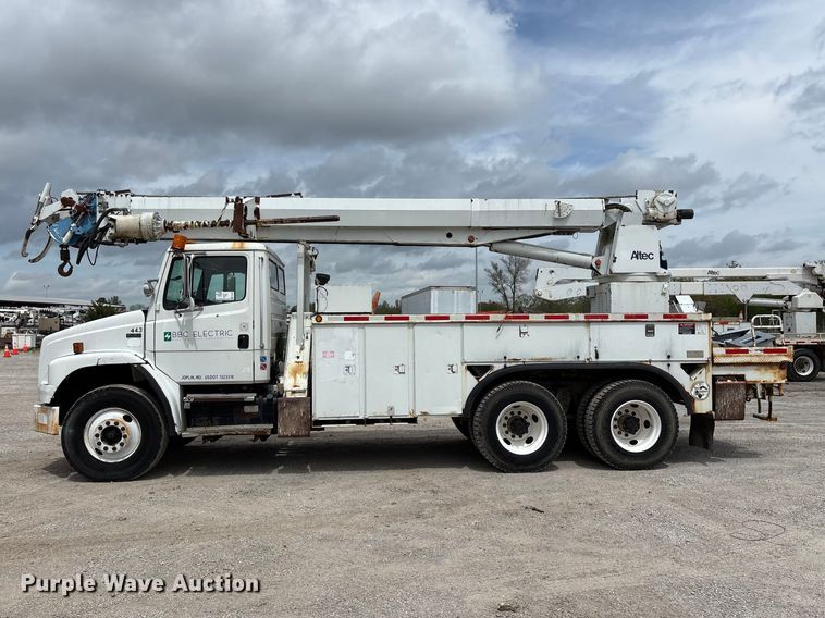 image for item FG0248 2002 Freightliner FL80 digger derrick truck