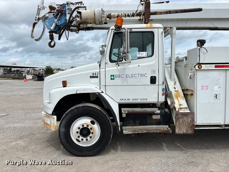 image for item FG0248 2002 Freightliner FL80 digger derrick truck