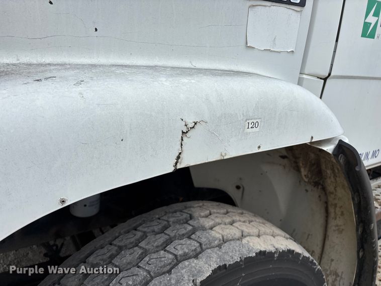 image for item FG0248 2002 Freightliner FL80 digger derrick truck