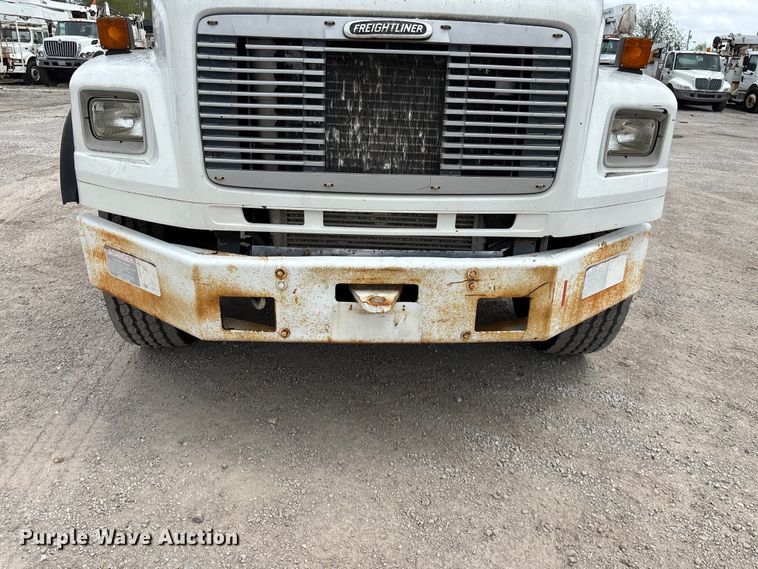 image for item FG0248 2002 Freightliner FL80 digger derrick truck