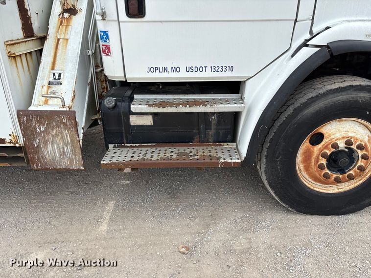 image for item FG0248 2002 Freightliner FL80 digger derrick truck