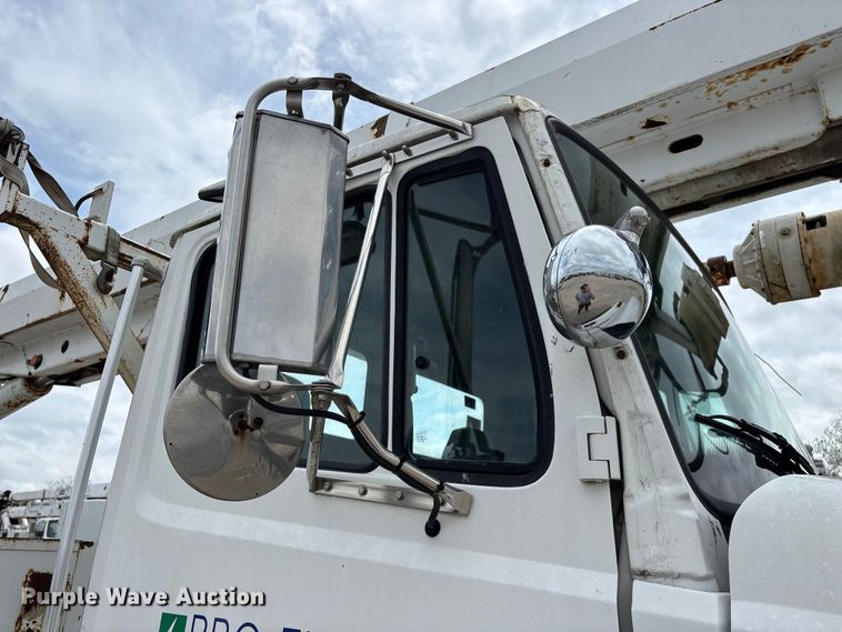 image for item FG0248 2002 Freightliner FL80 digger derrick truck