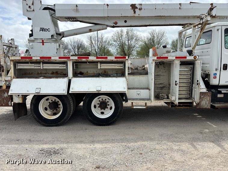 image for item FG0248 2002 Freightliner FL80 digger derrick truck