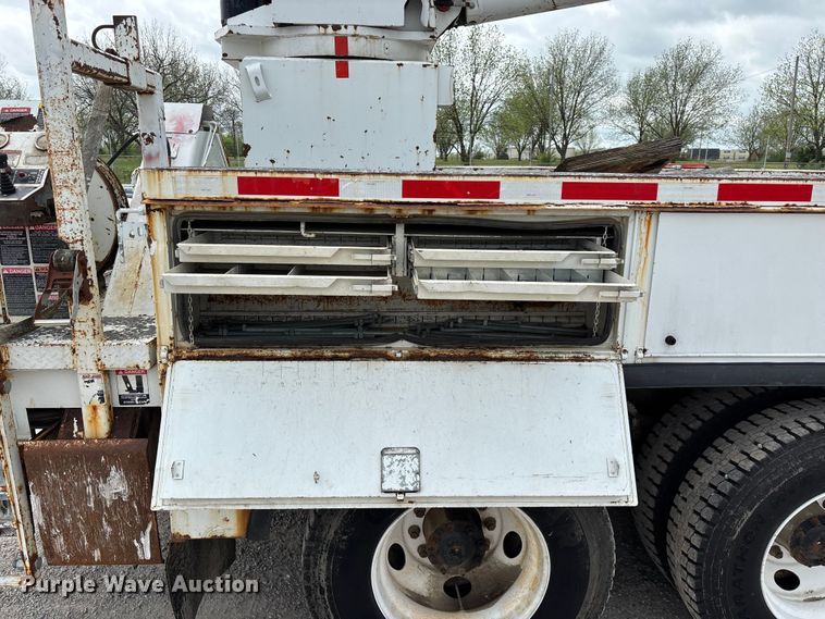 image for item FG0248 2002 Freightliner FL80 digger derrick truck