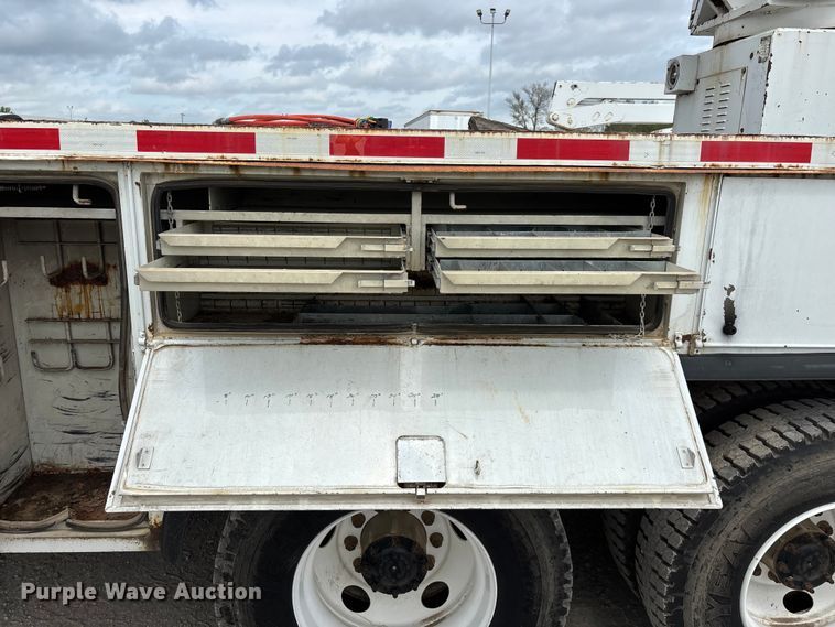 image for item FG0248 2002 Freightliner FL80 digger derrick truck