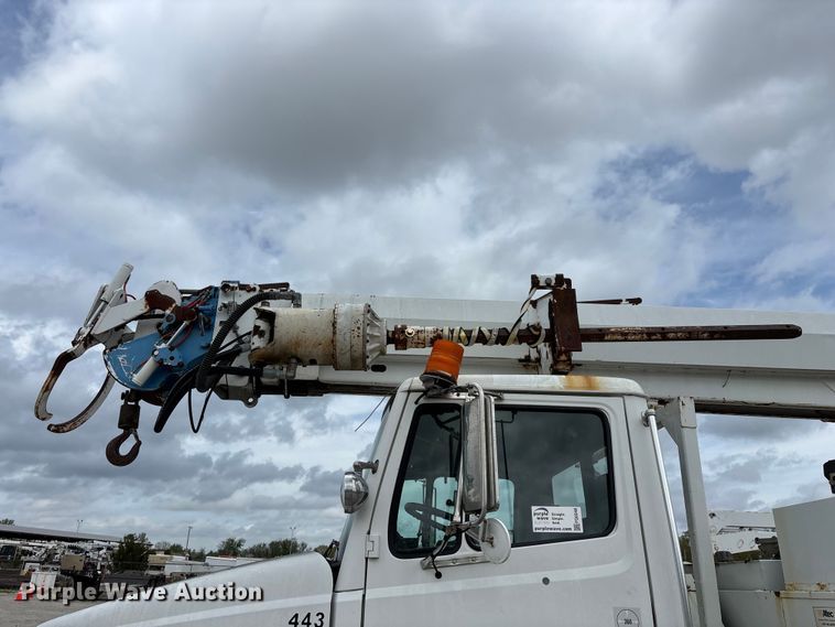 image for item FG0248 2002 Freightliner FL80 digger derrick truck