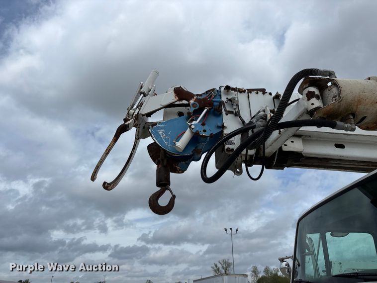 image for item FG0248 2002 Freightliner FL80 digger derrick truck