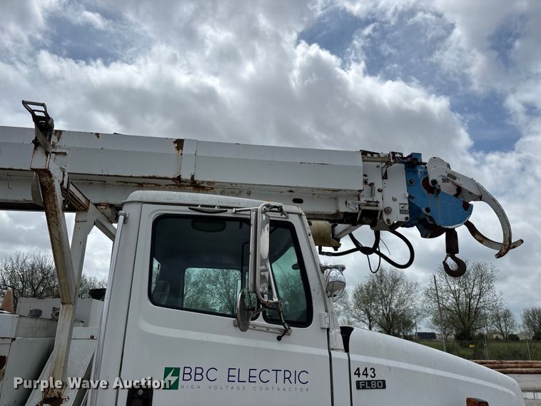 image for item FG0248 2002 Freightliner FL80 digger derrick truck