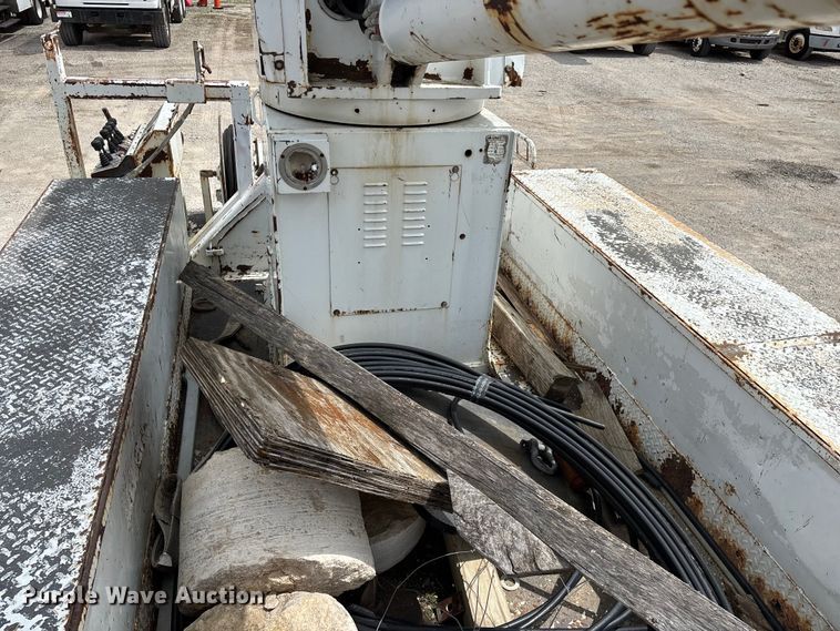 image for item FG0248 2002 Freightliner FL80 digger derrick truck