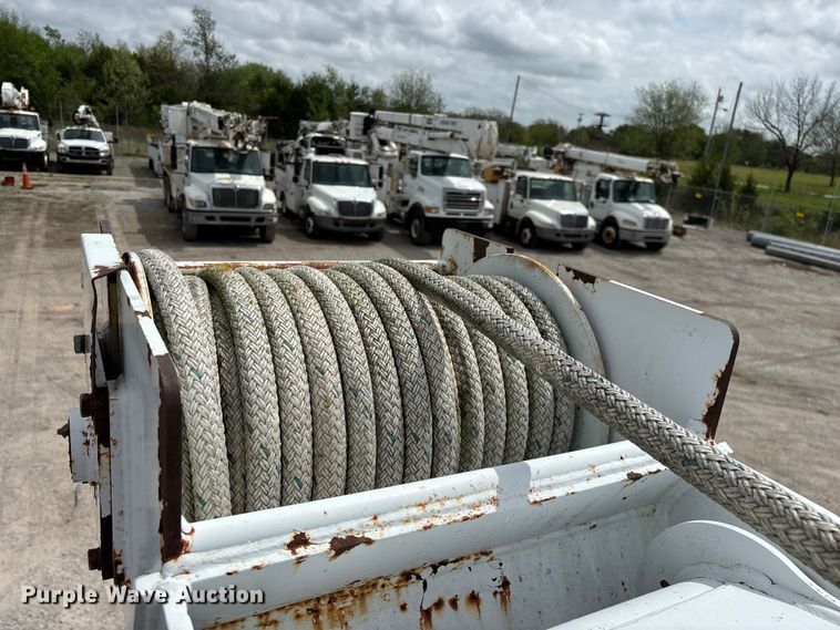 image for item FG0248 2002 Freightliner FL80 digger derrick truck