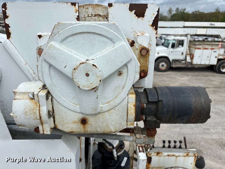 image for item FG0248 2002 Freightliner FL80 digger derrick truck