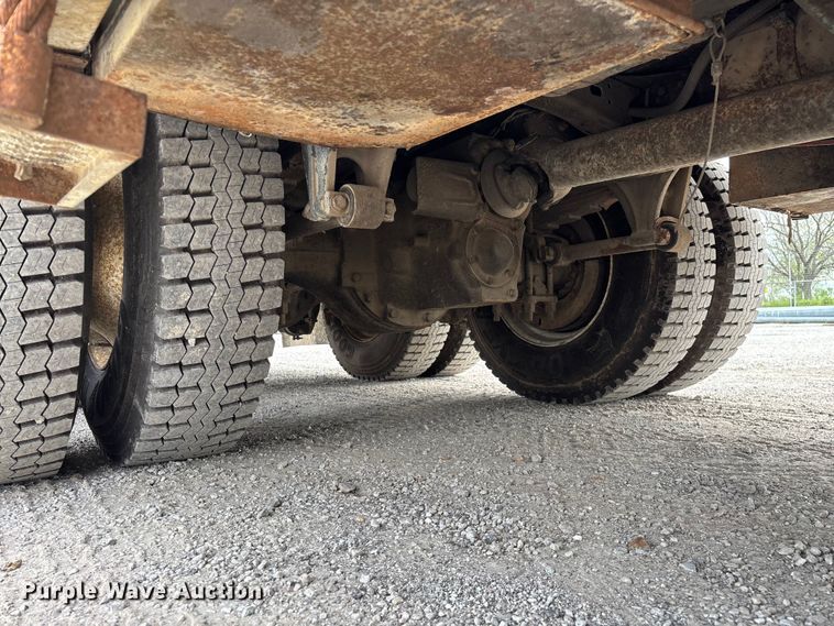 image for item FG0248 2002 Freightliner FL80 digger derrick truck