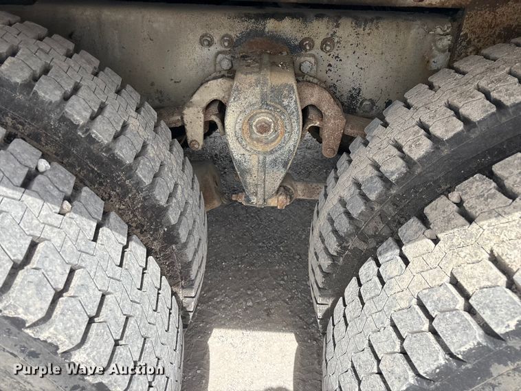 image for item FG0248 2002 Freightliner FL80 digger derrick truck