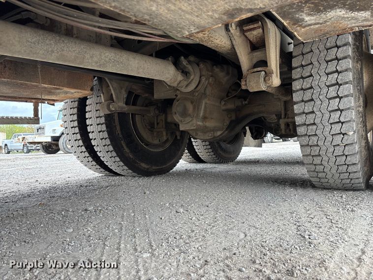 image for item FG0248 2002 Freightliner FL80 digger derrick truck