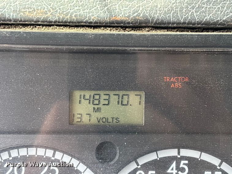 image for item FG0248 2002 Freightliner FL80 digger derrick truck