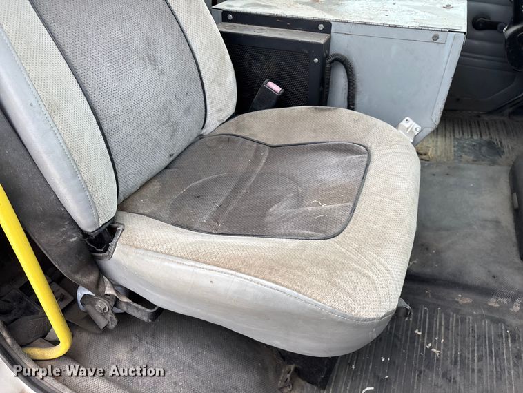 image for item FG0248 2002 Freightliner FL80 digger derrick truck