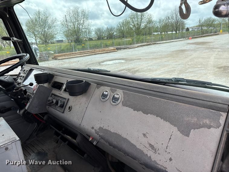 image for item FG0248 2002 Freightliner FL80 digger derrick truck