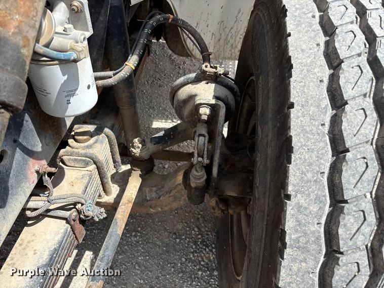 image for item FG0248 2002 Freightliner FL80 digger derrick truck