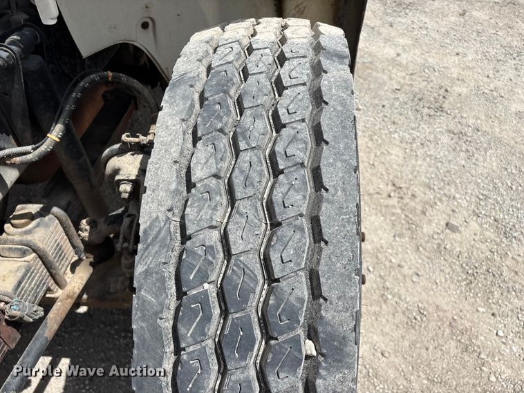 image for item FG0248 2002 Freightliner FL80 digger derrick truck