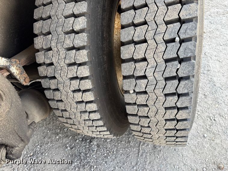 image for item FG0248 2002 Freightliner FL80 digger derrick truck